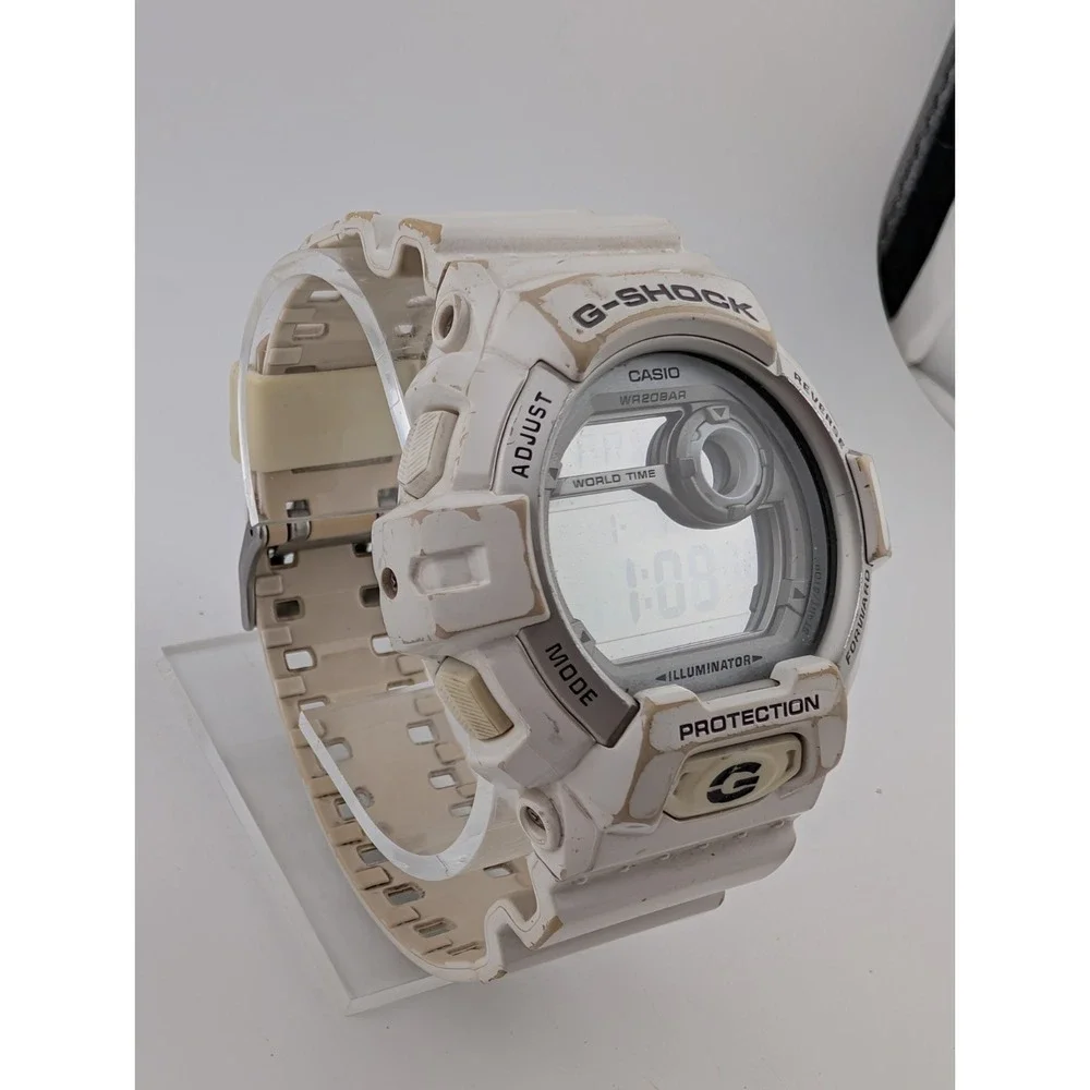 Casio G-Shock 3285 G-8900A Mens Watch 52mm White Digital World Time- New Battery - Picture 2 of 9